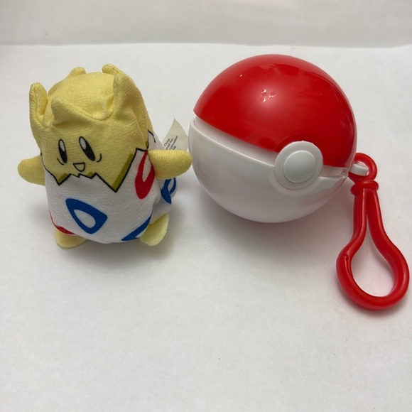Pokemon Other - 1999 Burger King Pokemon #175 Togepi with Pokeball